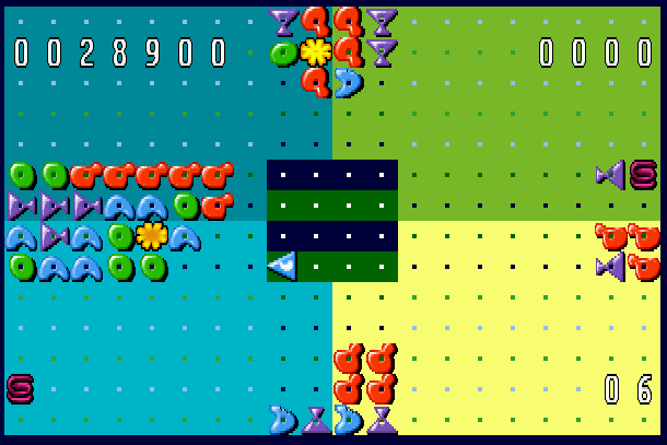 gameplay of zoop on the jaguar. there are many shapes