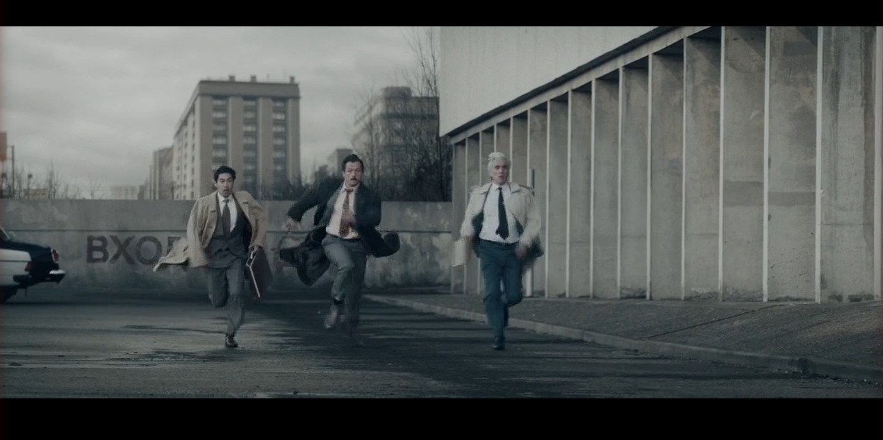 Henk and the Nintendo of America guys cool awesome running shot